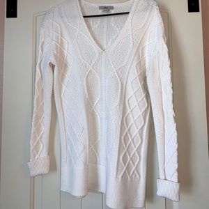 White knit sweater| G.H Bass & Co. (XS)